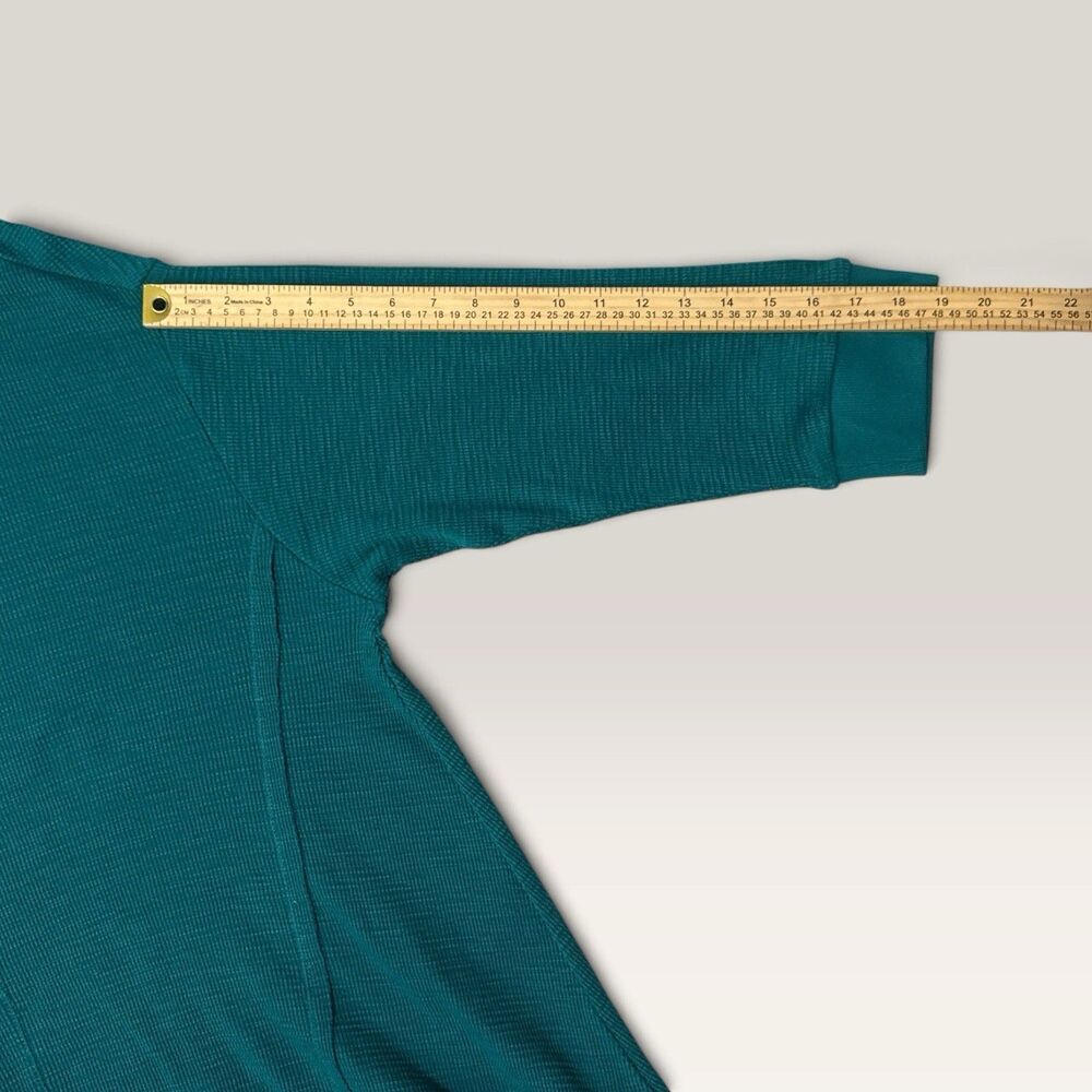 Westbound Teal Waffle Knit Asymmetrical Sharkbite Hem Long Sleeve Top 1X - Picture 7 of 8
